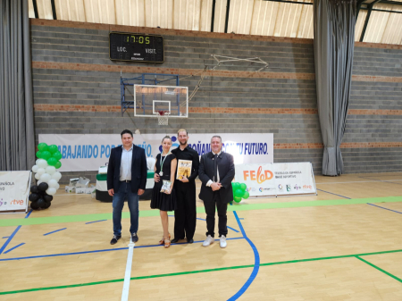 FUENTE DEL MAESTRE ACOGIÓ EL EXITOSO CAMPEONATO DE EXTREMADURA DE BAILE DEPORTIVO