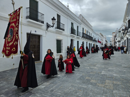 EL VIERNES SANTO COMENZÓ CON LA NOVEDOSA PROCESIÓN DEL MAYOR DOLOR Y EL CRISTO DE LA BUENA MUERTE